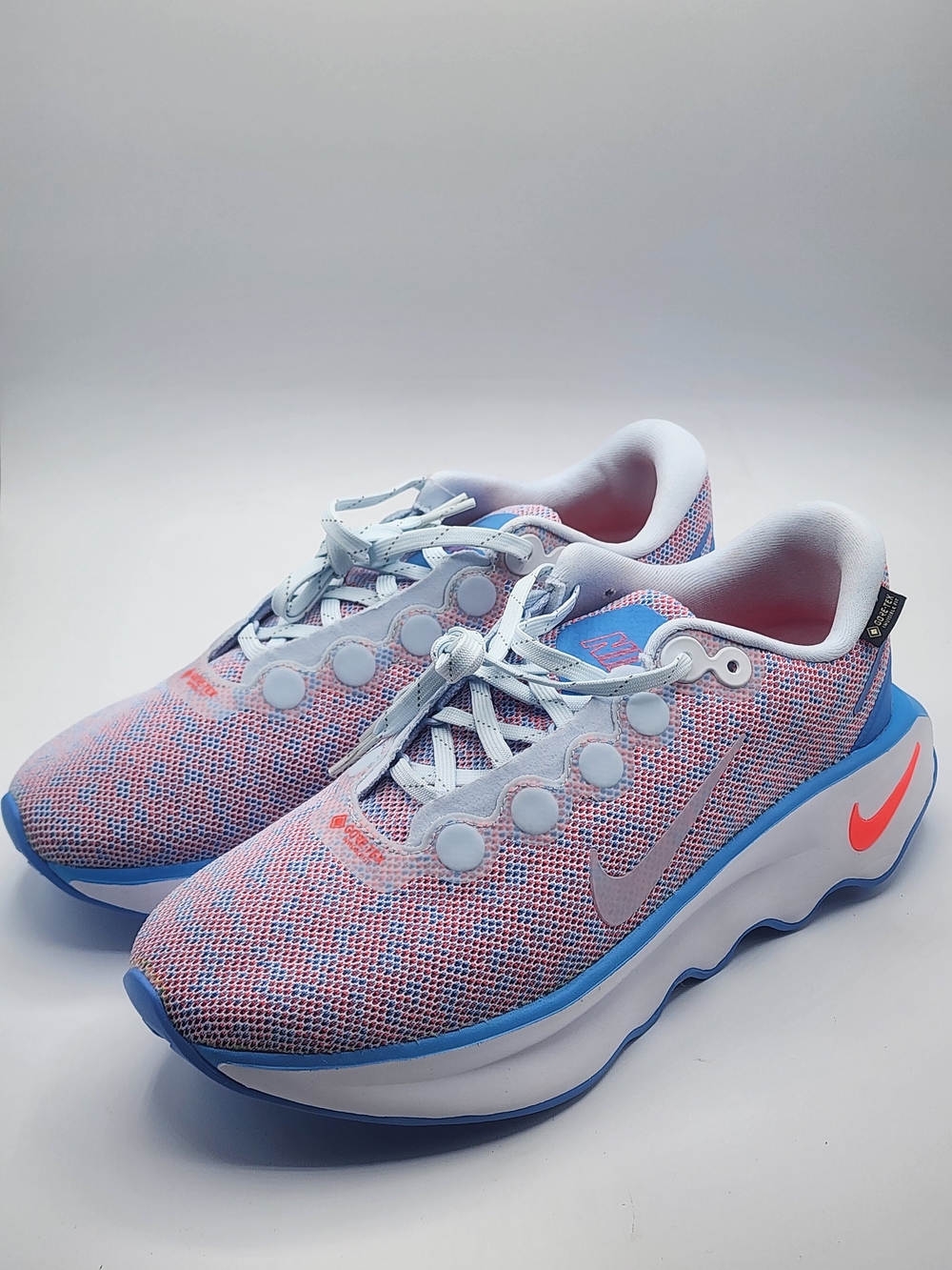 Nike Women's Motiva GTX Red & Light Blue Walking Shoes